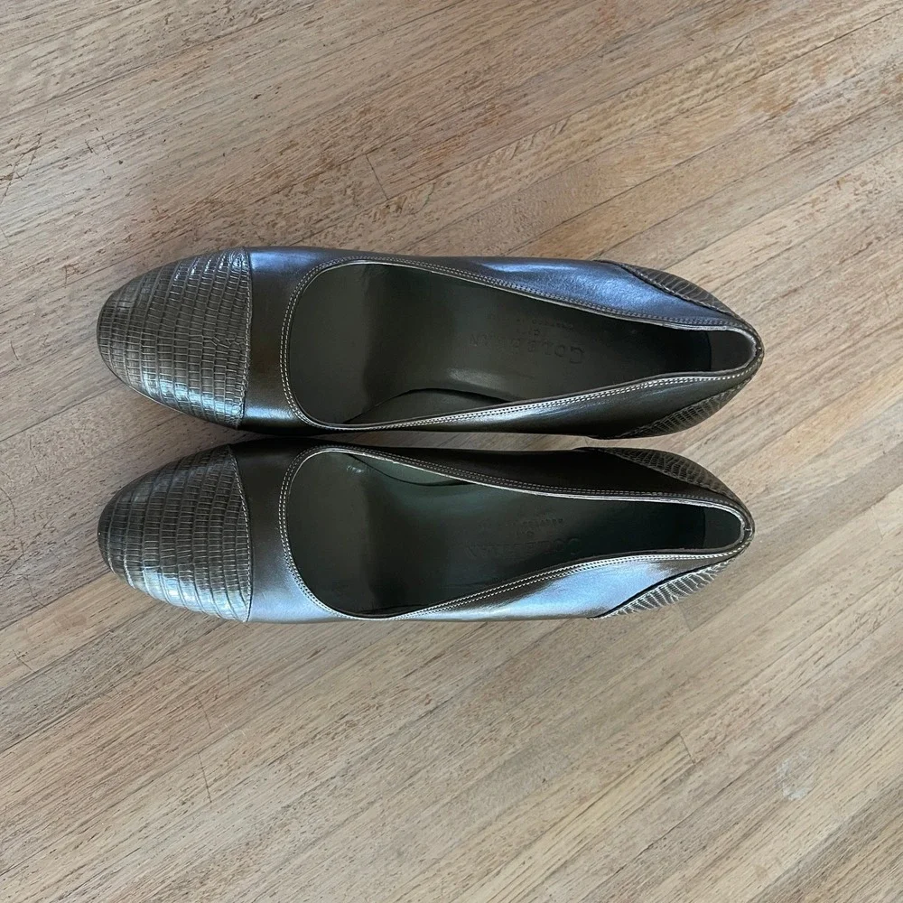 NWOB Cole Haan City Olive Green Leather Lizard Skin Pumps Made in Italy Size 9 B